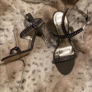Crisscross ankle strap metallic metal heels